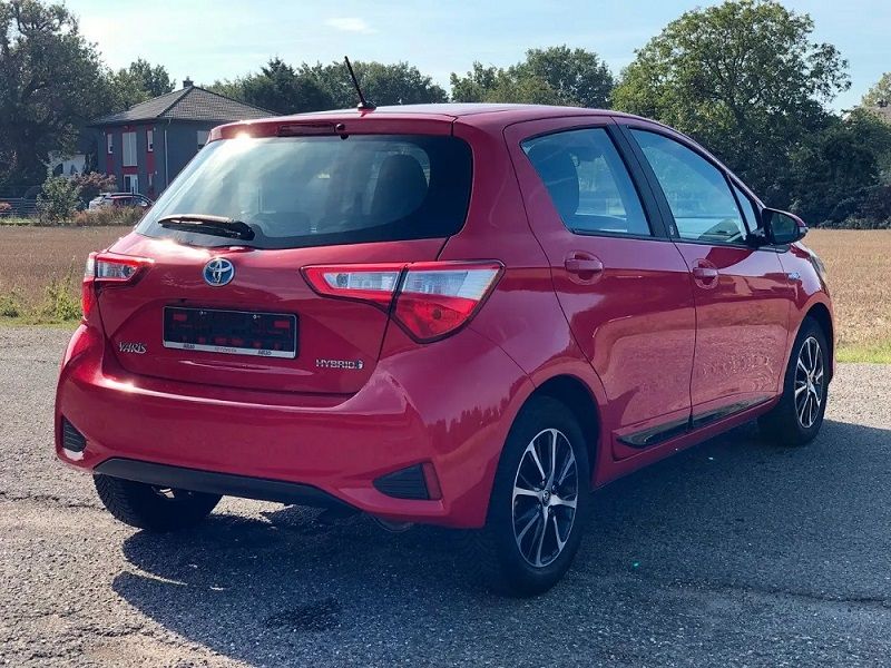 Toyota Yaris • 2018 • 55,400 km 4