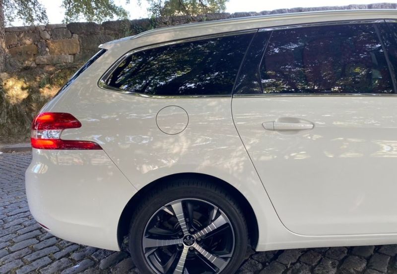 Peugeot 308 • 2014 • 147,172 km 3