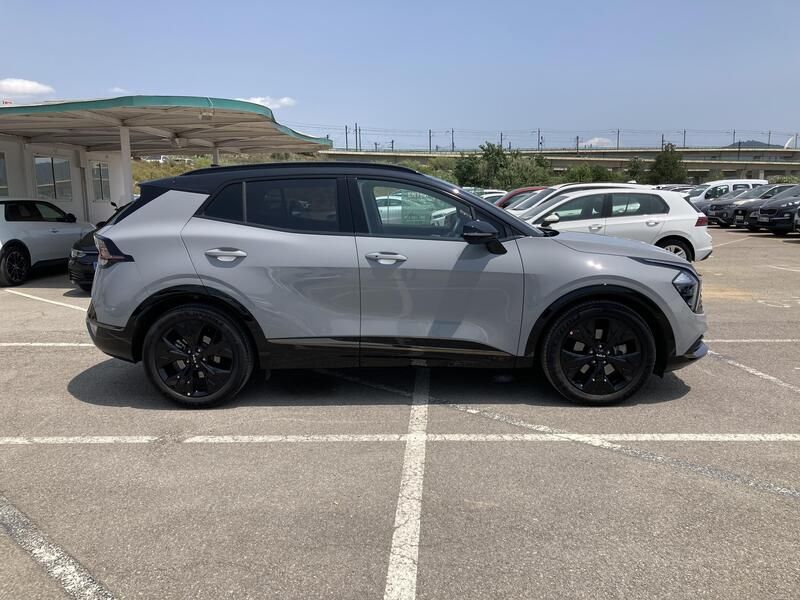 Kia Sportage • 2024 • 4,955 km 6