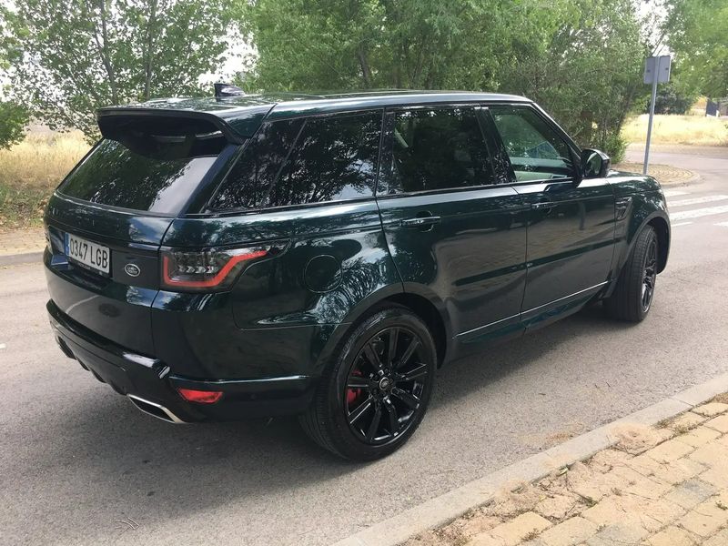 Land Rover Range Rover Sport • 2020 • 69,327 km 4