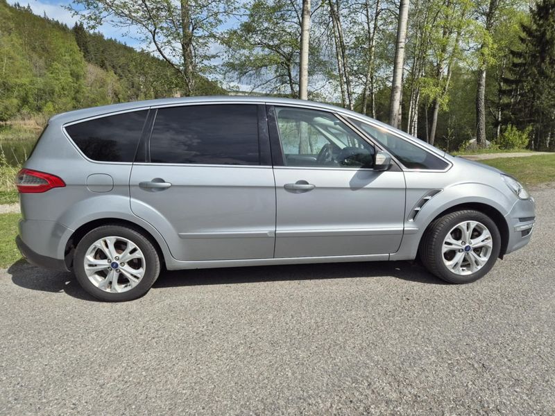 Ford S-Max • 2014 • 121,663 km 2