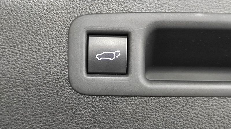 Toyota Highlander • 2022 • 36,500 km 12