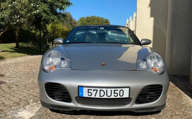 Porsche Carrera GT • 2000 • 144,000 km 2