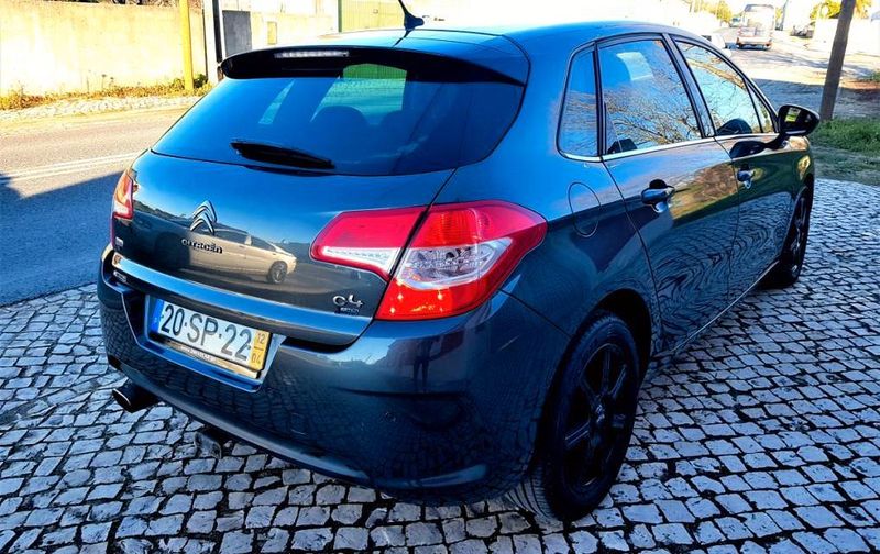 Citroën C4 • 2012 • 200,000 km 9