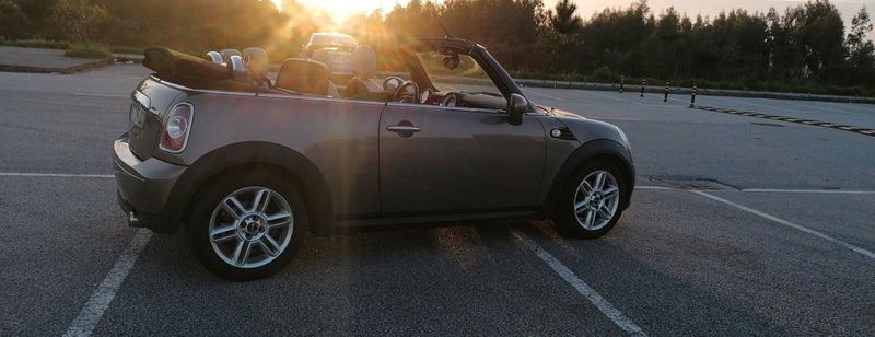 MINI Cooper Cabrio • 2011 • 140,000 km 2
