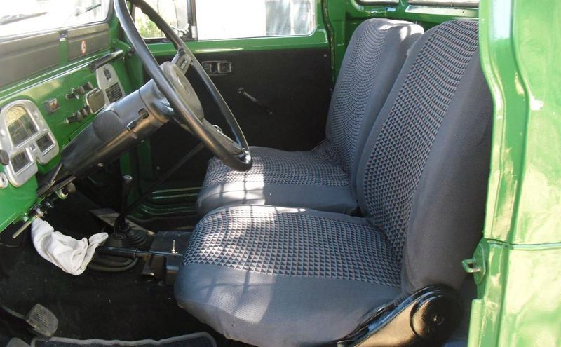 Toyota Land Cruiser • 1982 • 300,000 km 5