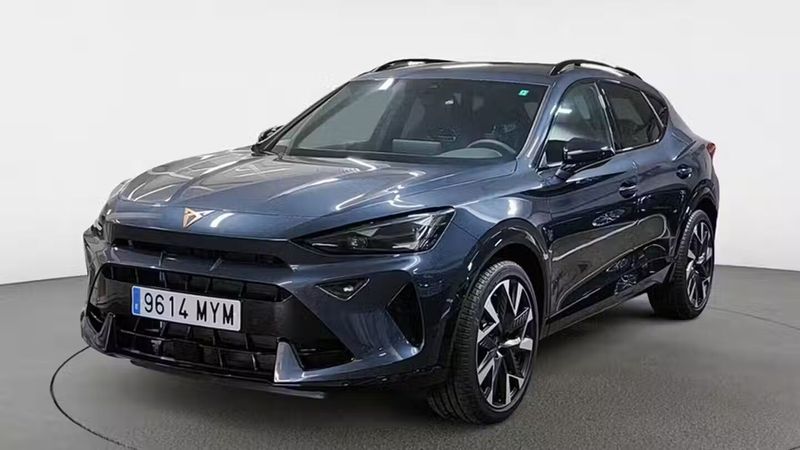 Seat Leon • 2025 • 7,400 km 1