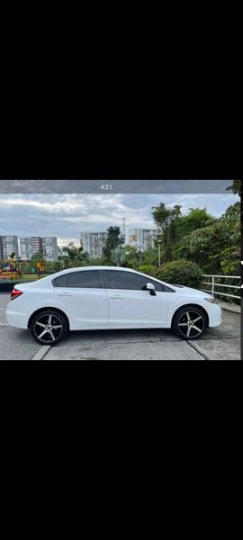 Honda Civic • 2013 • 113,000 km 2