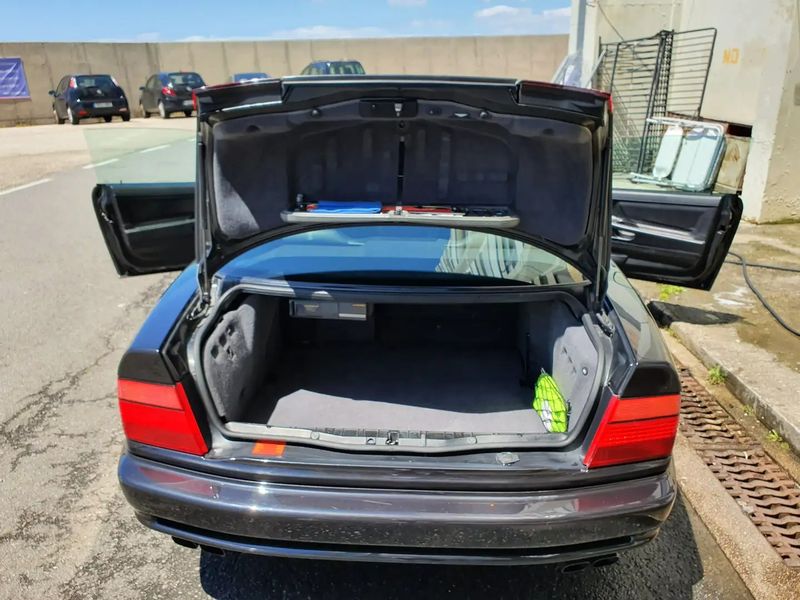 BMW 8 Series Gran Coupe • 1991 • 290,000 km 6