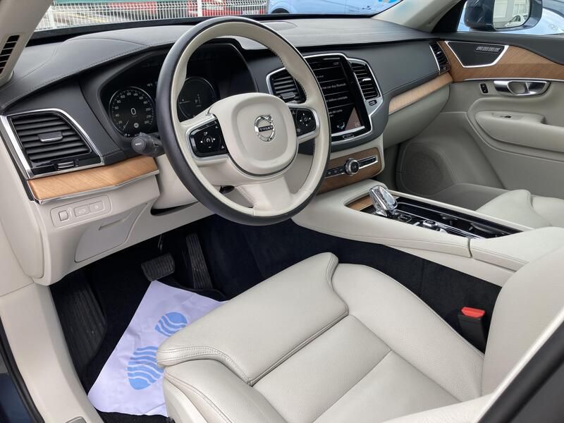 Volvo XC90 • 2022 • 82,563 km 24