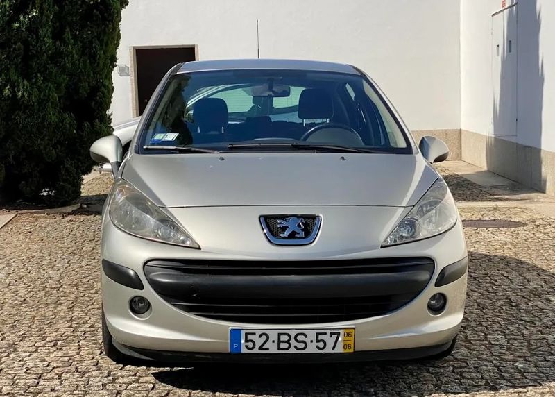 Peugeot 207 • 2006 • 280,000 km 1
