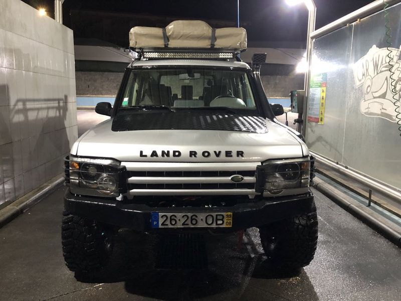 Land Rover Discovery • 1999 • 280,000 km 1