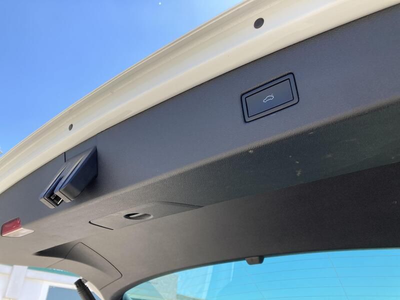 Volkswagen Tiguan • 2022 • 56,228 km 34