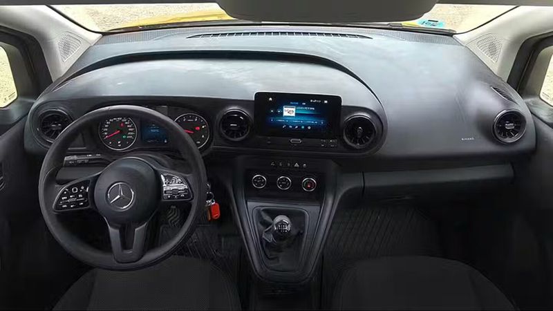 Mercedes-Benz Citan • 2021 • 98,912 km 9