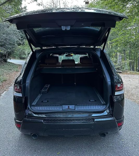 Land Rover Range Rover Sport • 2013 • 105,000 km 5