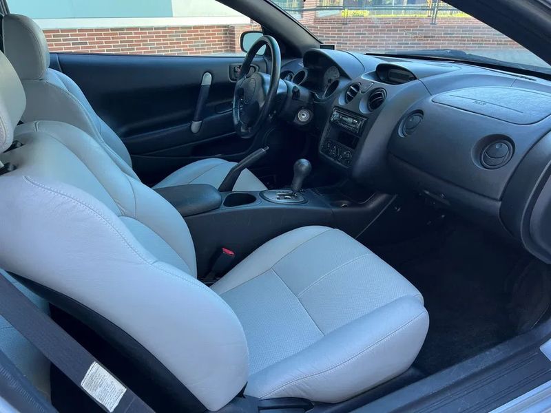 Mitsubishi Eclipse • 2003 • 136,000 km 2