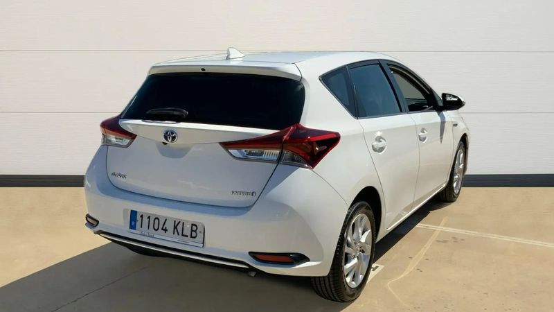Toyota Auris • 2018 • 75,353 km 4