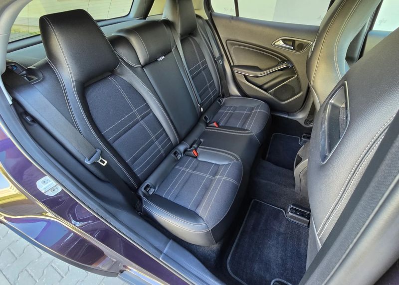 Mercedes-Benz GLA • 2014 • 103,000 km 11