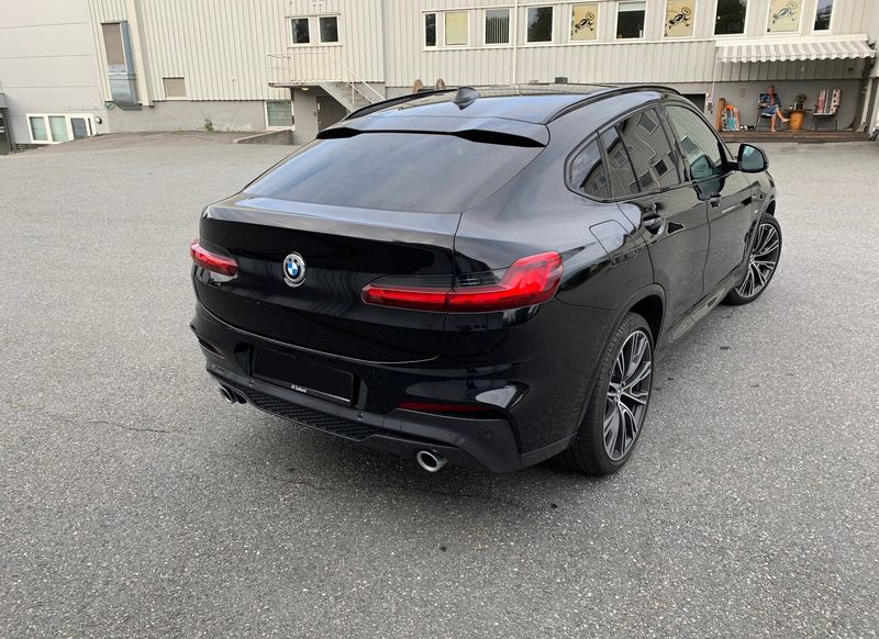 BMW X4 • 2019 • 80,800 km 3