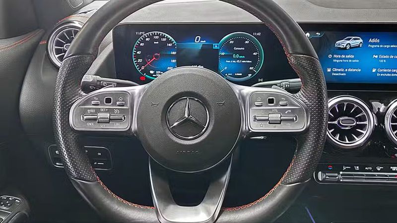 Mercedes-Benz GLA • 2022 • 41,017 km 14