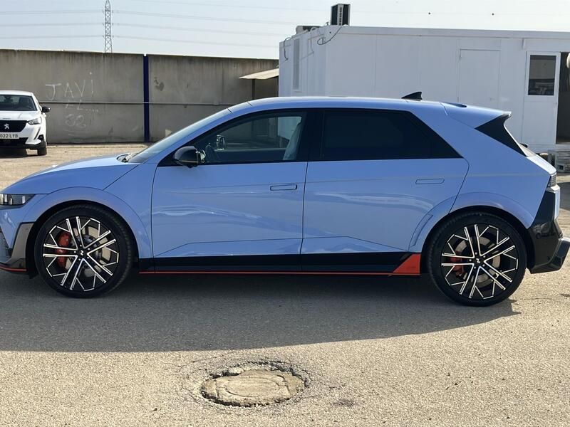 Hyundai Ioniq Electric • 2024 • 20,256 km 2