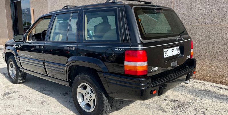 Jeep Grand Cherokee • 1997 • 270,000 km 2