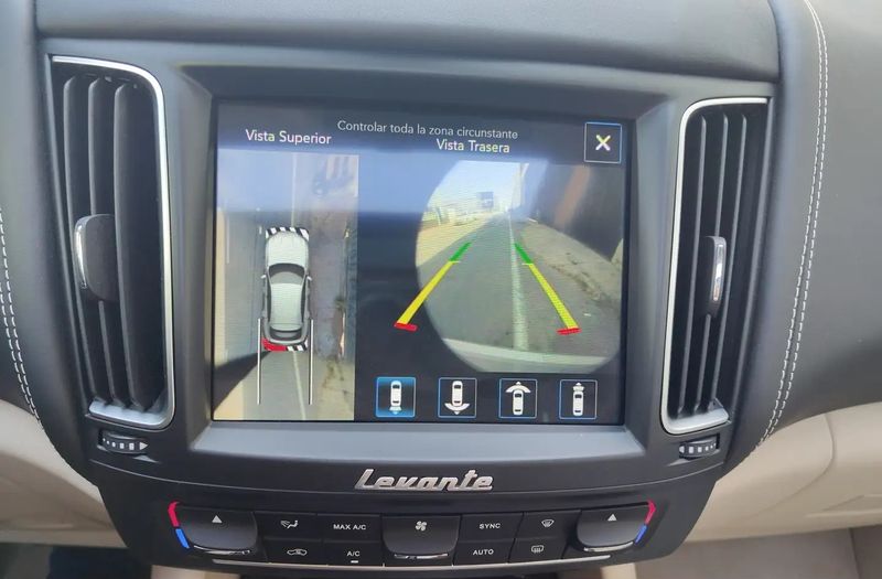 Maserati Levante • 2017 • 15,348 km 5