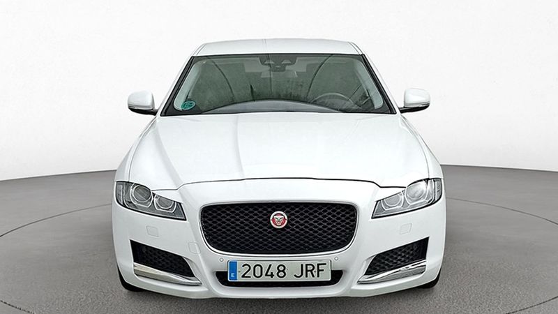 Jaguar XF • 2017 • 73,555 km 9
