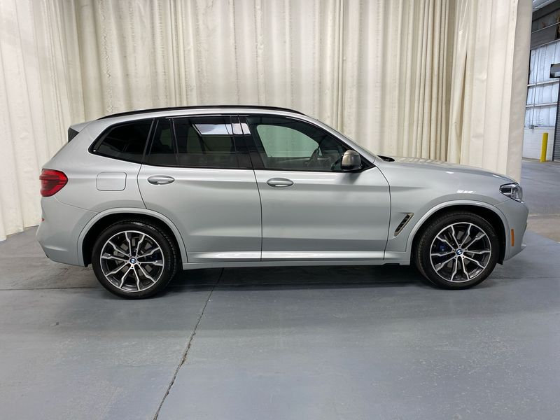 BMW X3 • 2019 • 11,319 km 2