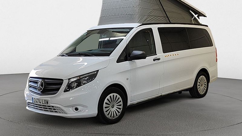 Mercedes-Benz 210 Van • 2022 • 43,229 km 5