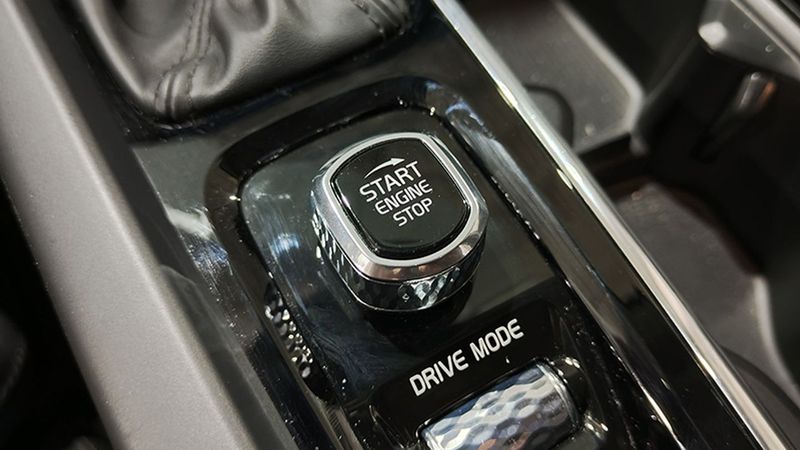 Volvo XC60 • 2020 • 49,138 km 30