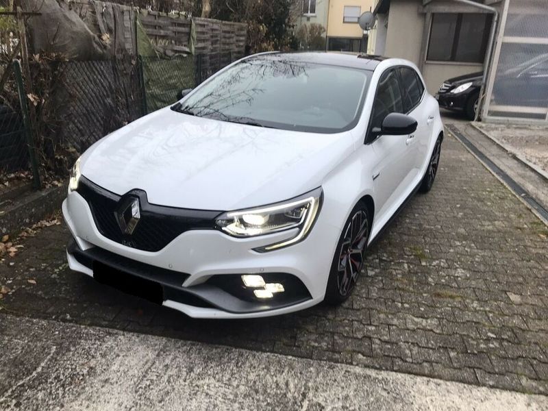 Renault Mégane • 2019 • 54,800 km 1