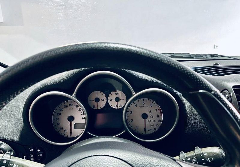 Alfa Romeo 147 • 2002 • 170,000 km 5
