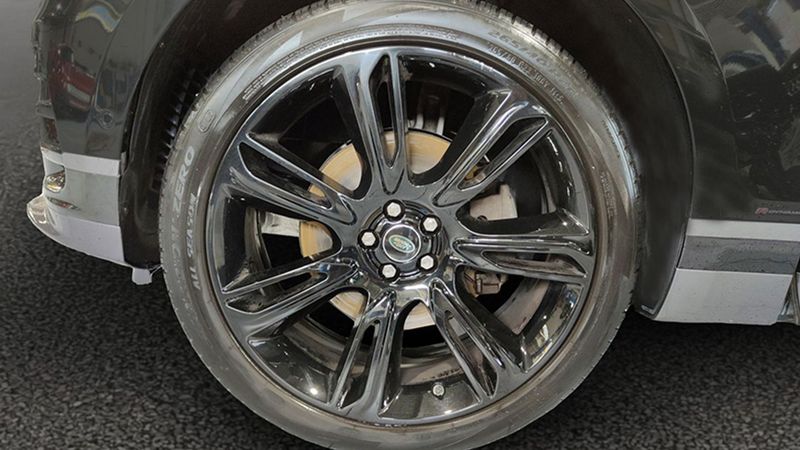 Land Rover Range Rover Velar • 2018 • 124,000 km 19