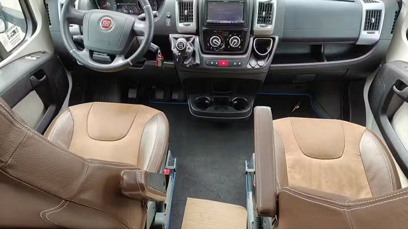 Fiat Ducato Kombi • 2022 • 70,425 km 6