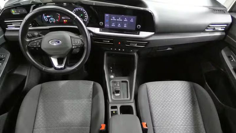 Ford Tourneo Connect • 2023 • 27,916 km 4