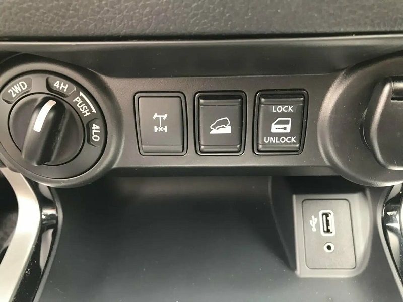 Renault 10 • 2021 • 61,200 km 7