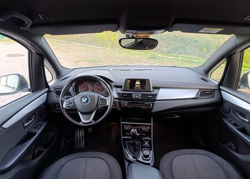 BMW 2 Series • 2016 • 127,000 km 3