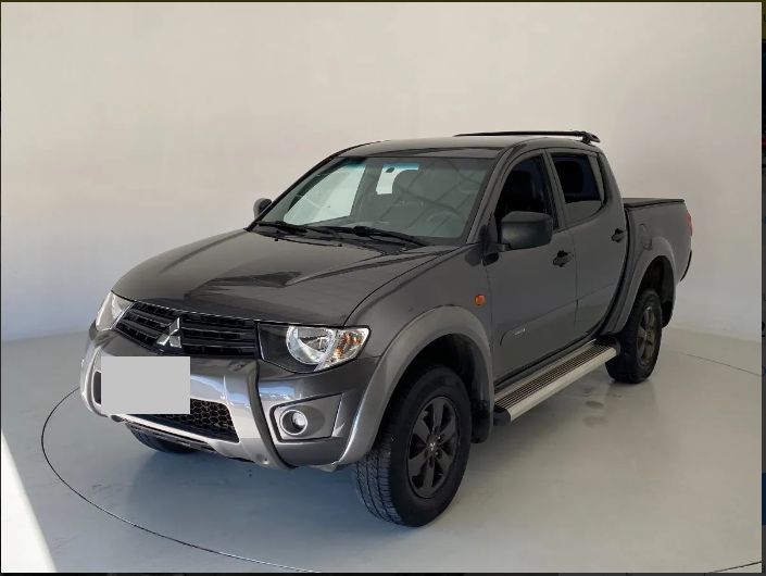 Mitsubishi L200 • 2018 • 95,000 km 1