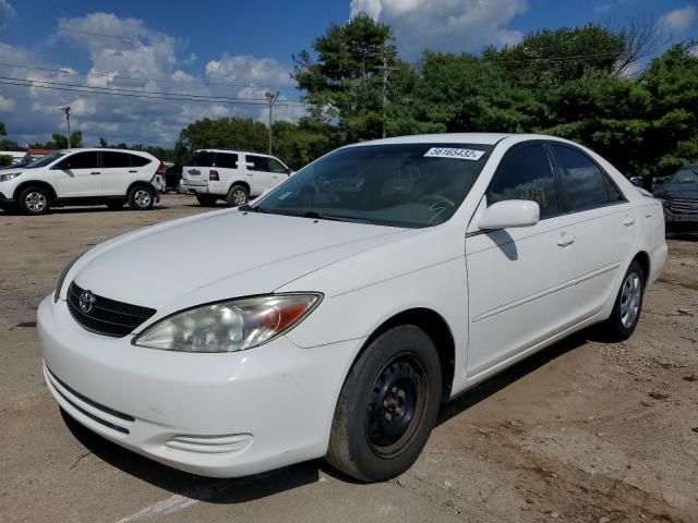 Toyota Camry • 2004 • 12 km 4