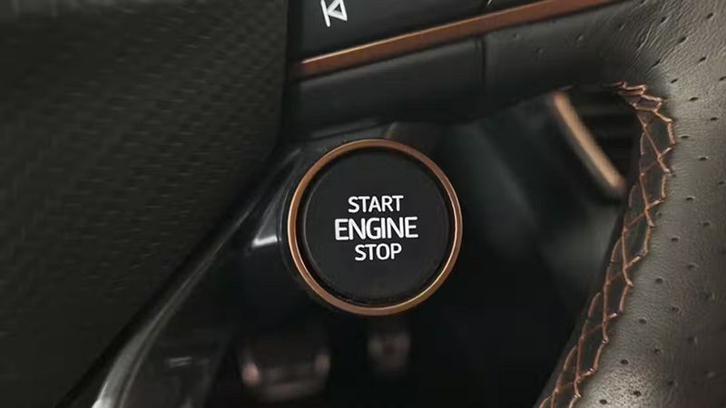 Seat Leon • 2021 • 26,143 km 13