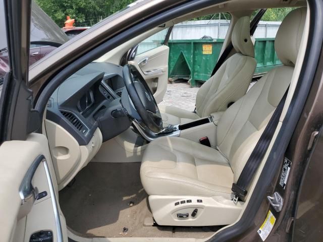 Volvo XC60 • 2015 • 10,000 mi 7