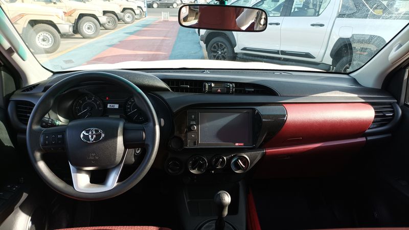 Toyota Hilux • 2022 • 0 km 10