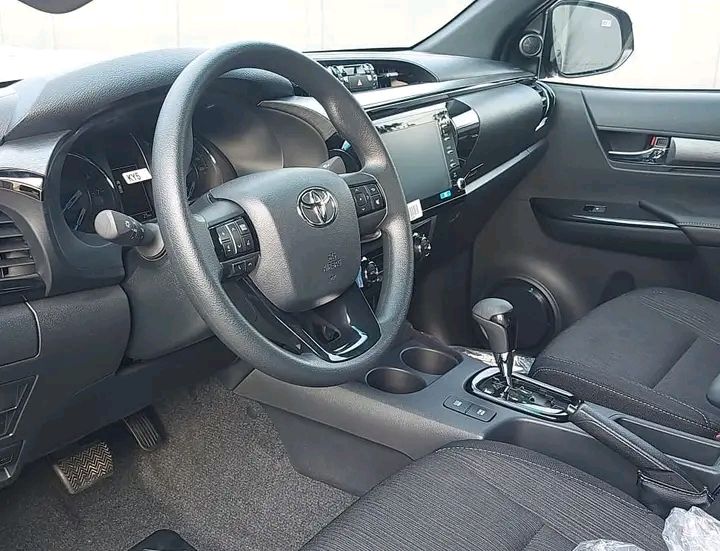 Toyota Hilux • 2021 • 0 km 4