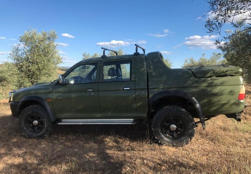 Mitsubishi L200 • 1997 • 240,000 km 2