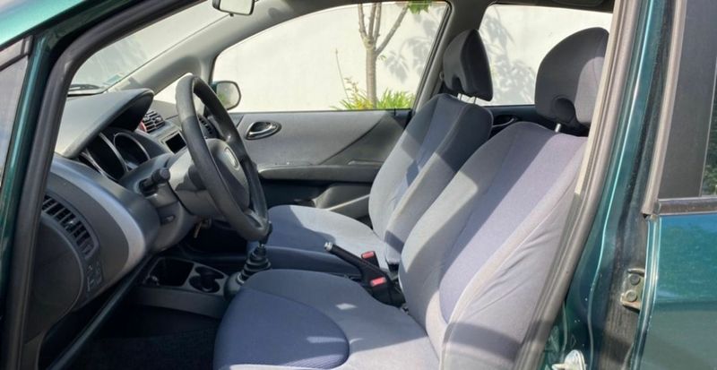 Honda Jazz • 2002 • 275,000 km 2