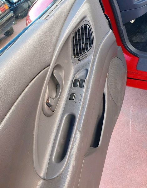 Mitsubishi Eclipse • 1996 • 160,000 km 4