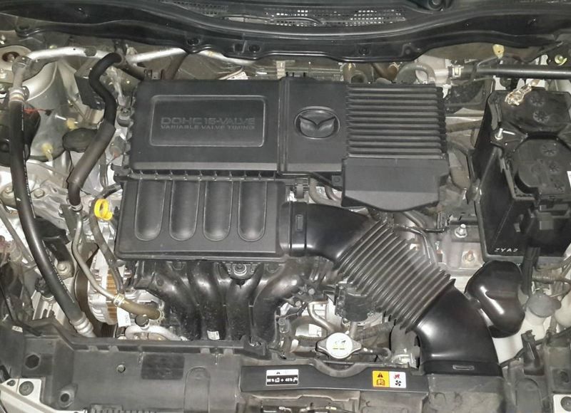 Mazda 2 • 2012 • 148,000 km 7