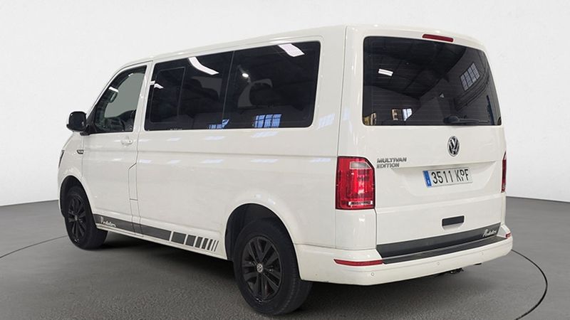 Volkswagen Multivan • 2018 • 59,521 km 4