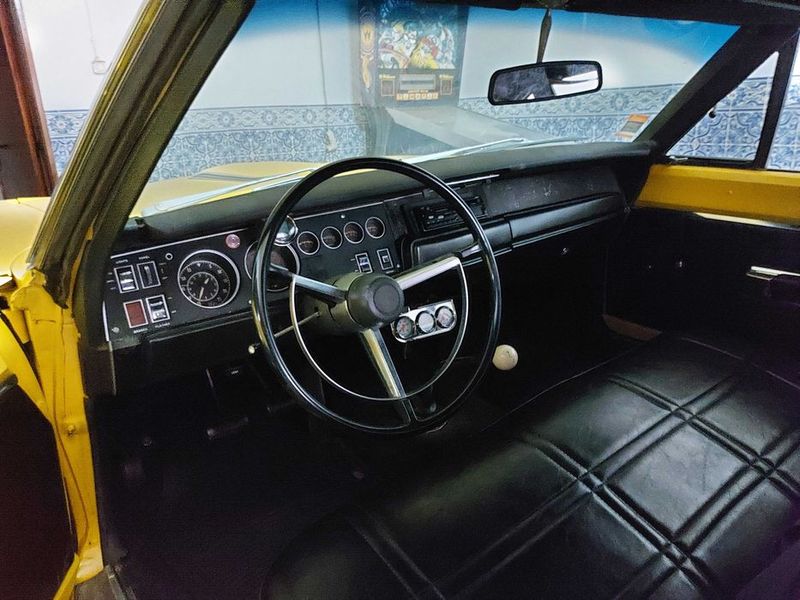 Dodge Nitro • 1968 • 999,999 km 3